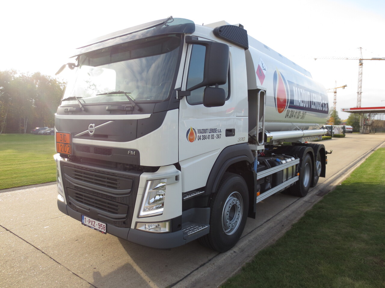 VOLVO FM - Грузовик-цистерна: фото 1 VOLVO FM - Грузовик-цистерна: фото 1