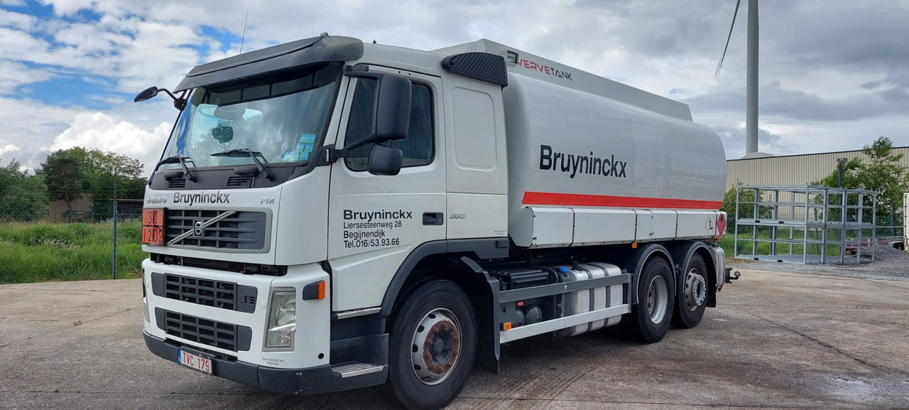 VOLVO FM - Грузовик-цистерна: фото 1