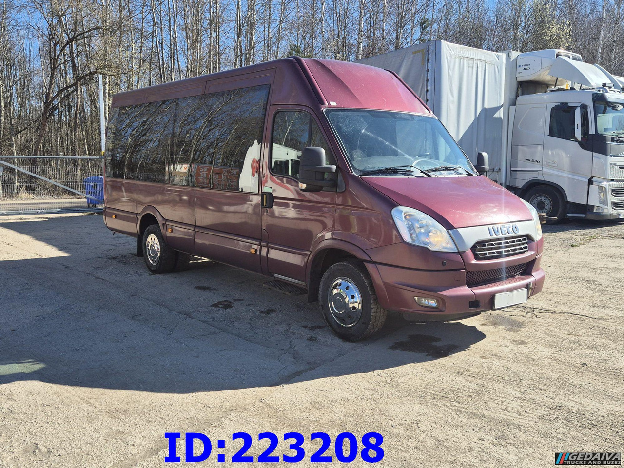 IVECO Daily Avestark 17-seater - Туристический автобус: фото 1 IVECO Daily Avestark 17-seater - Туристический автобус: фото 1