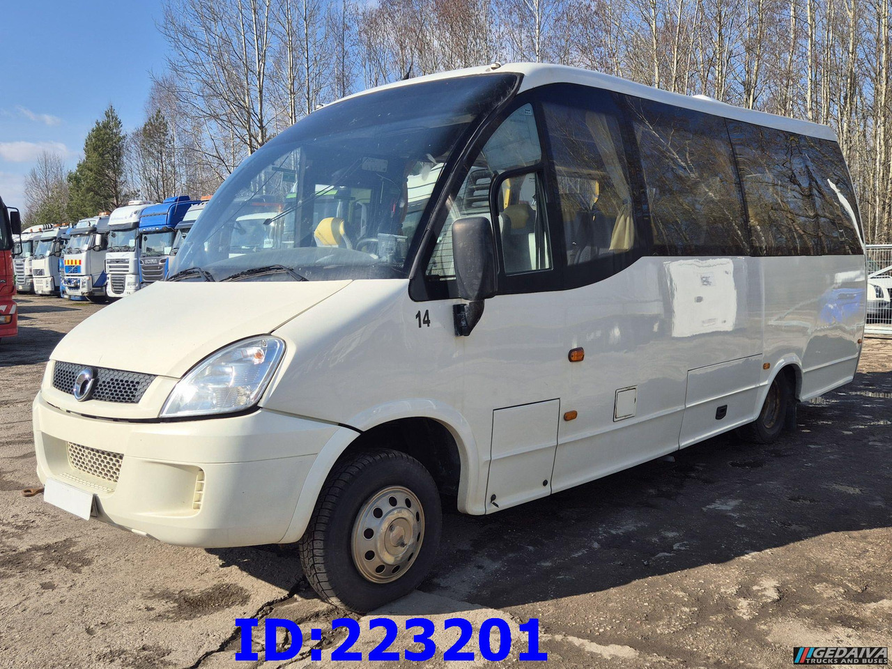 IVECO Wing 25-seater (Engine problem) - Туристический автобус: фото 1 IVECO Wing 25-seater (Engine problem) - Туристический автобус: фото 1