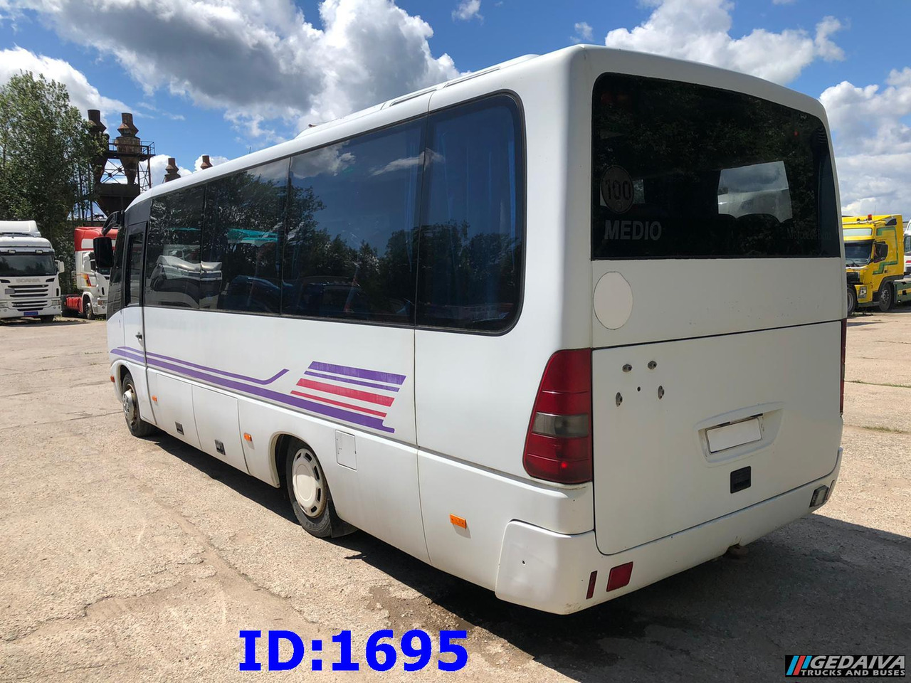 MERCEDES-BENZ Vario Medio 815 30-Seater - Туристический автобус: фото 5 MERCEDES-BENZ Vario Medio 815 30-Seater - Туристический автобус: фото 5