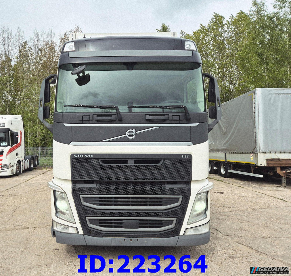 VOLVO FH13 460HP 6x2 Steering axle Euro6 - Рефрижератор: фото 2 VOLVO FH13 460HP 6x2 Steering axle Euro6 - Рефрижератор: фото 2