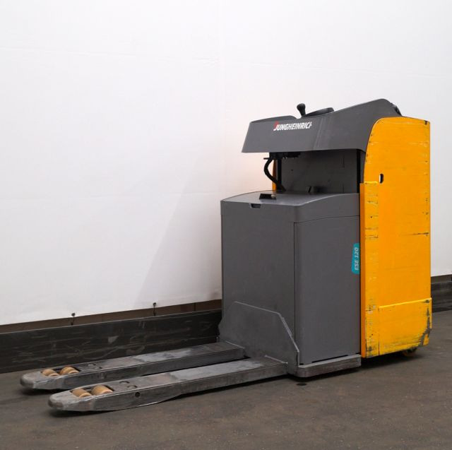 Jungheinrich ESE120 - Тележка: фото 1 Jungheinrich ESE120 - Тележка: фото 1