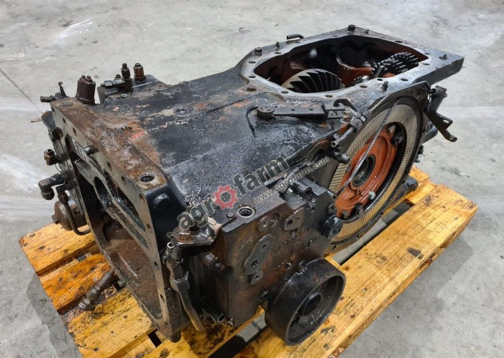 TYLNY MOST CLAAS ARION 620 851B9 - Задняя ось: фото 1 TYLNY MOST CLAAS ARION 620 851B9 - Задняя ось: фото 1