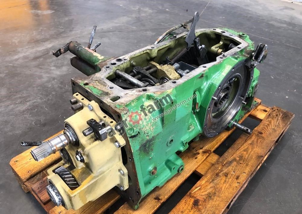 TYLNY MOST JOHN DEERE 2140 L36623 - Задняя ось: фото 1 TYLNY MOST JOHN DEERE 2140 L36623 - Задняя ось: фото 1