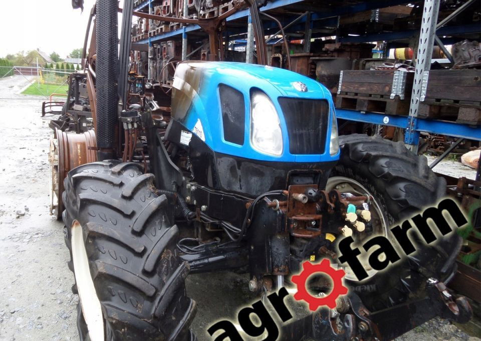 CZĘŚCI UŻYWANE DO CIĄGNIKA NEW HOLLAND - Запчасти: фото 1