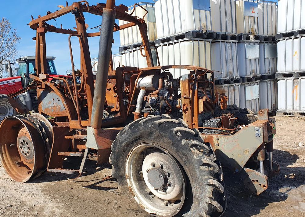 Claas Ares Renault 556 wał blok silnik głowica most zwolnica skrzynia - Запчасти: фото 1