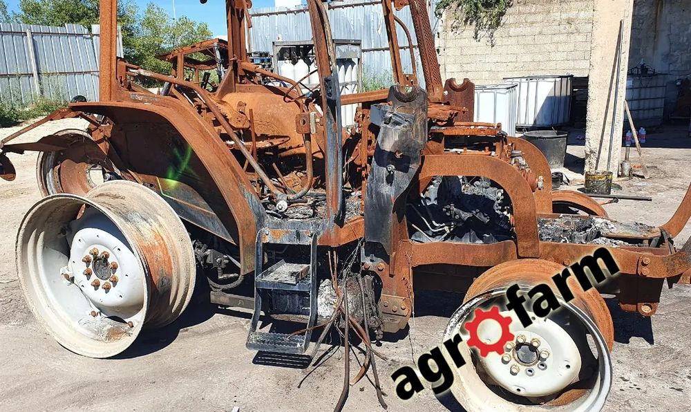 Deutz Agrofarm 85 75 silnik wał skrzynia blok most obudowa piasta - Запчасти: фото 1