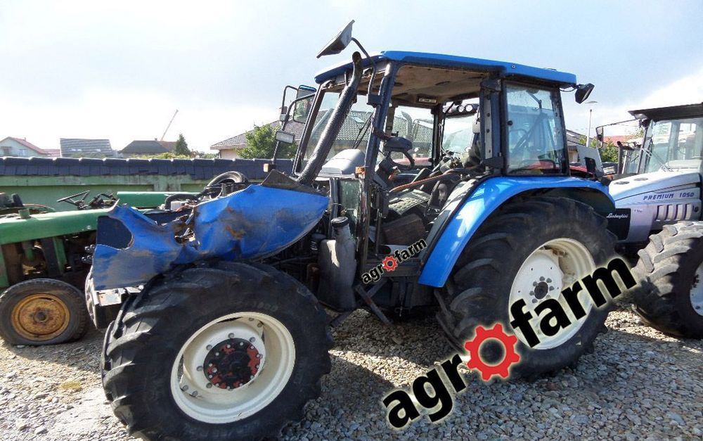 New Holland części TL 90 80 70 100 skrzynia silnik most oś napęd kabina podnośnik zwolnica obudowa - Запчасти: фото 1