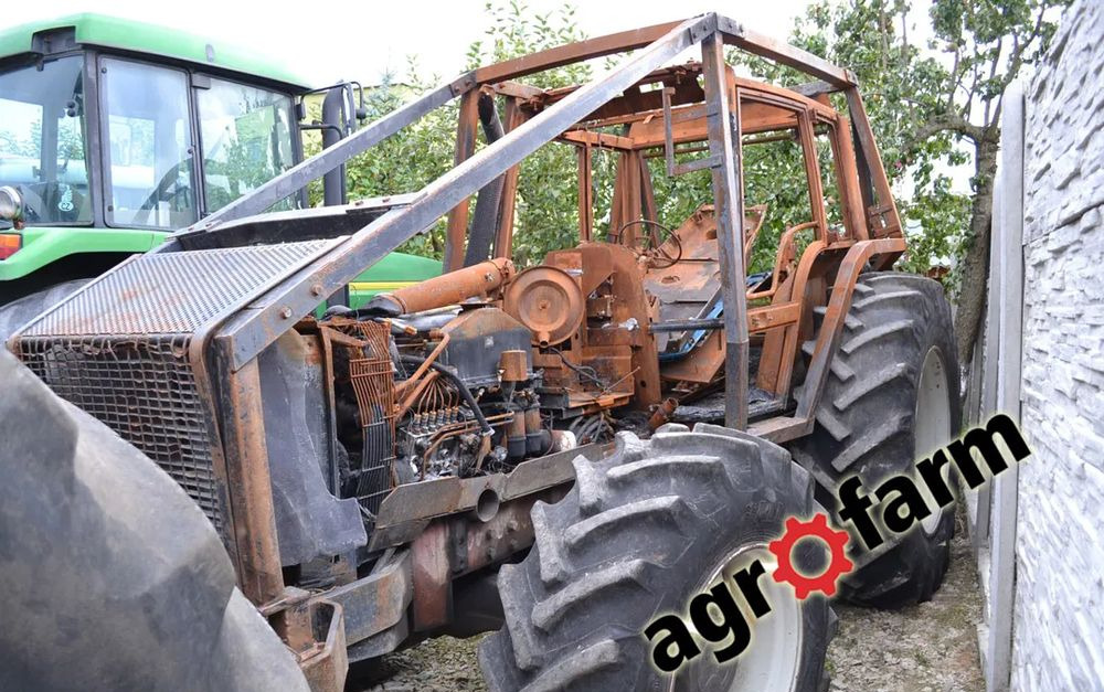 Valtra 8950 skrzynia silnik most wał zwolnica piasta obudowa - Запчасти: фото 1