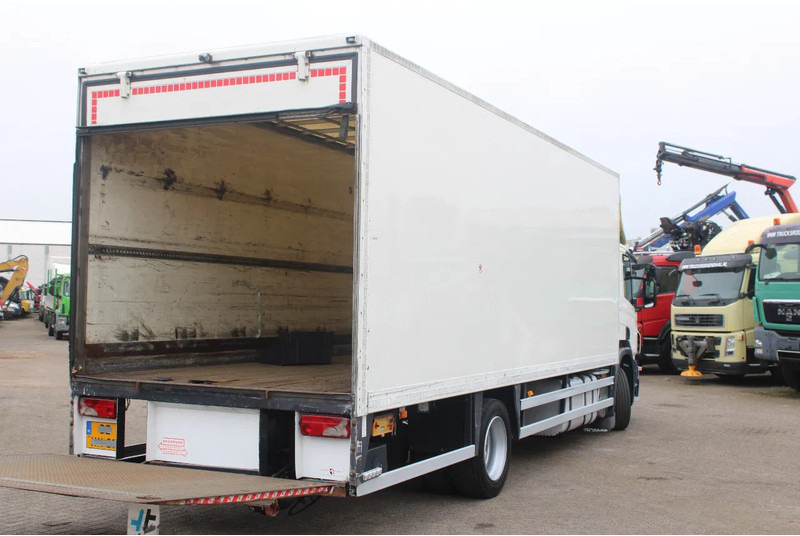 Scania P230 + LIFT + EURO 5 - Грузовик с закрытым кузовом: фото 4 Scania P230 + LIFT + EURO 5 - Грузовик с закрытым кузовом: фото 4