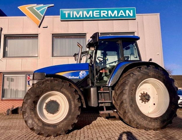 New Holland TM 190 PC - Трактор: фото 1 New Holland TM 190 PC - Трактор: фото 1