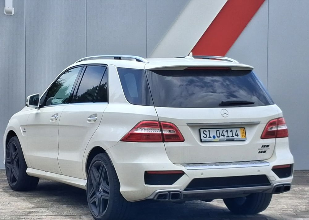 Mercedes-Benz ML 63 AMG 4Matic AMG SPEEDSHIFT 7G-TRONIC - Внедорожник: фото 2 Mercedes-Benz ML 63 AMG 4Matic AMG SPEEDSHIFT 7G-TRONIC - Внедорожник: фото 2