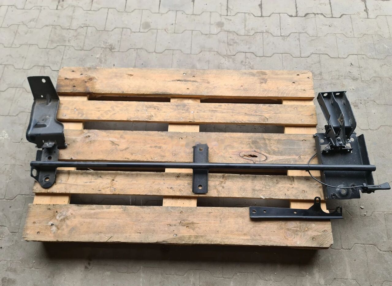 Lewa strona Renault RANGE T truck - Крыло для Грузовиков: фото 1 Lewa strona Renault RANGE T truck - Крыло для Грузовиков: фото 1