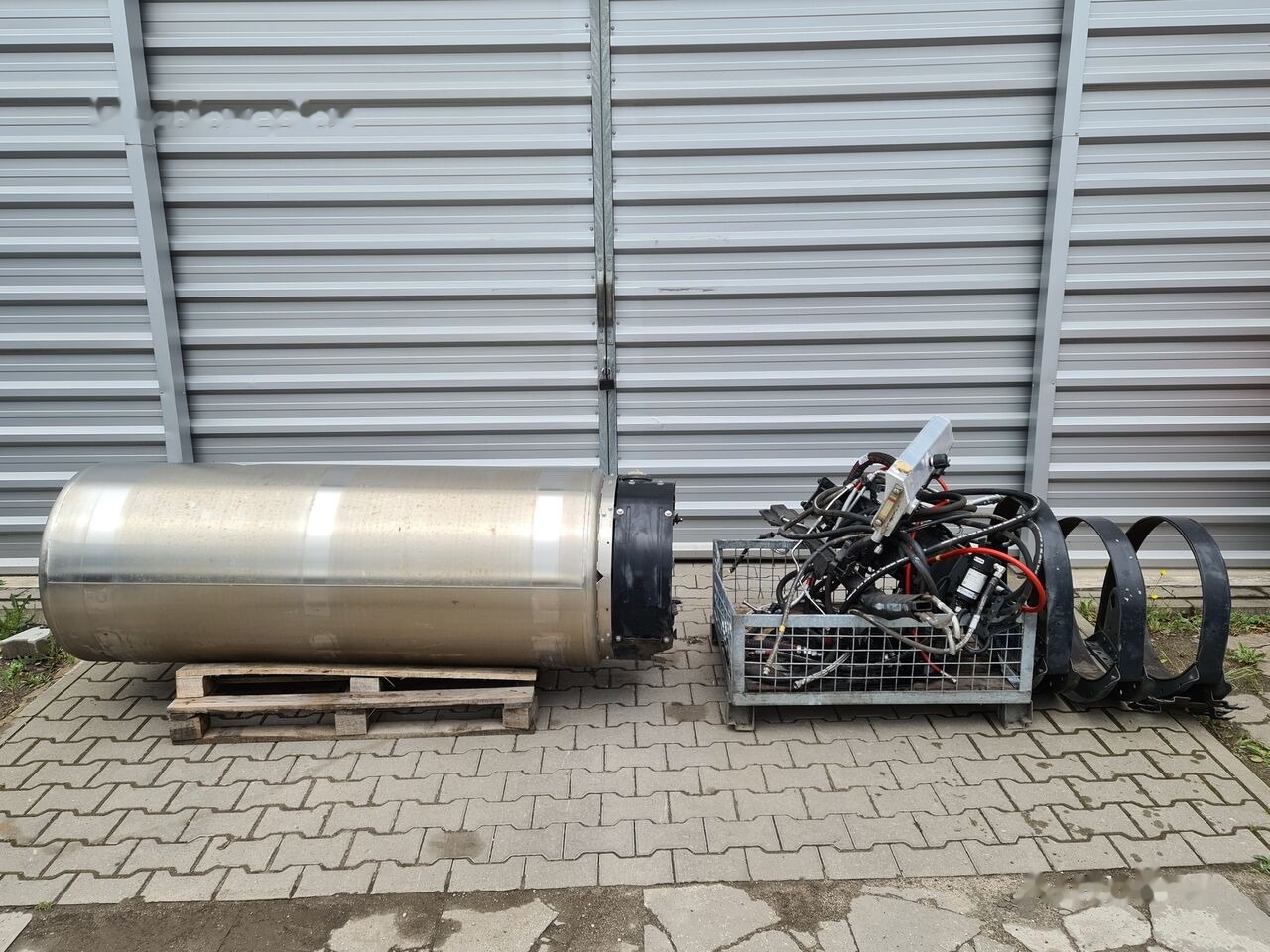 Volvo LNG GAZ GAS TANK FH4 FM4 - Топливный бак для Грузовиков: фото 1