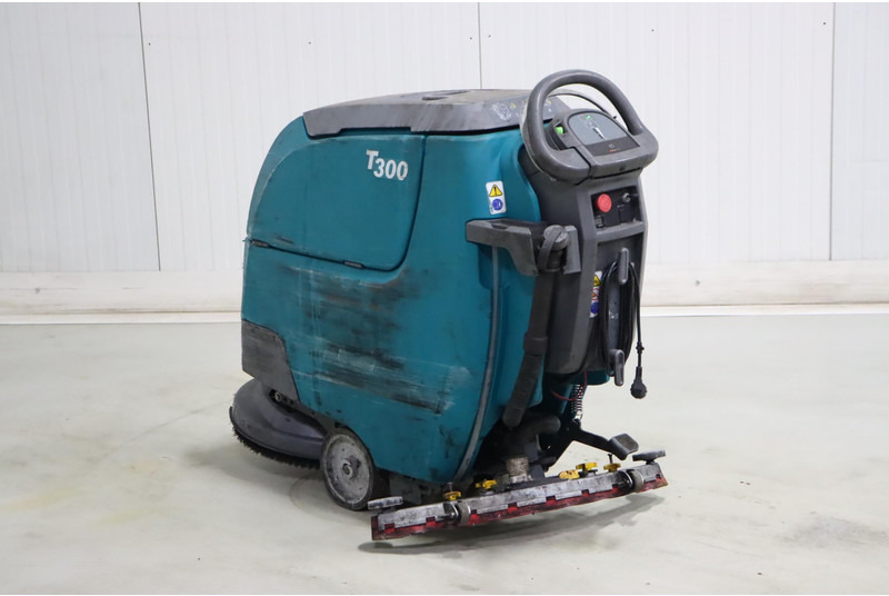 TENNANT T300 - Подметально-уборочная машина: фото 4 TENNANT T300 - Подметально-уборочная машина: фото 4