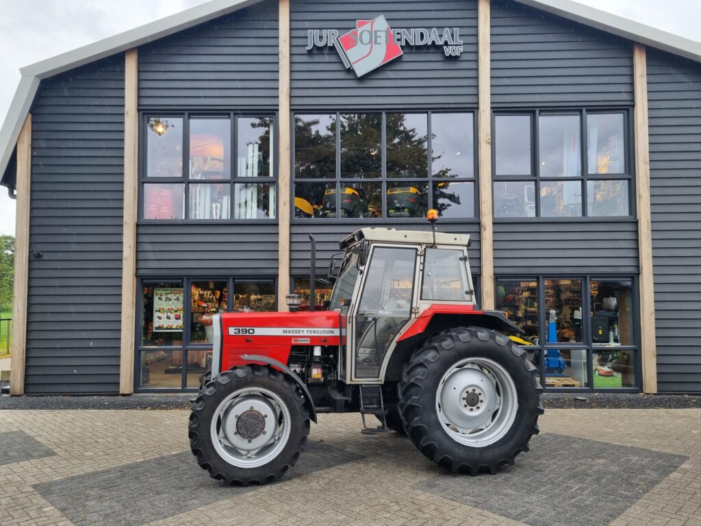 MASSEY FERGUSON 390 - Трактор: фото 1 MASSEY FERGUSON 390 - Трактор: фото 1