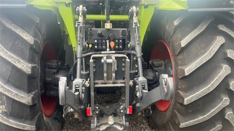 Claas XERION 5000 Trac. Med GPS anlæg. Ultimativ trækker - Трактор: фото 4 Claas XERION 5000 Trac. Med GPS anlæg. Ultimativ trækker - Трактор: фото 4