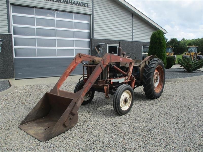 Fordson Frontlæsser med skovl og beslag fra Ford Major. Ka - Фронтальный погрузчик для трактора: фото 2 Fordson Frontlæsser med skovl og beslag fra Ford Major. Ka - Фронтальный погрузчик для трактора: фото 2