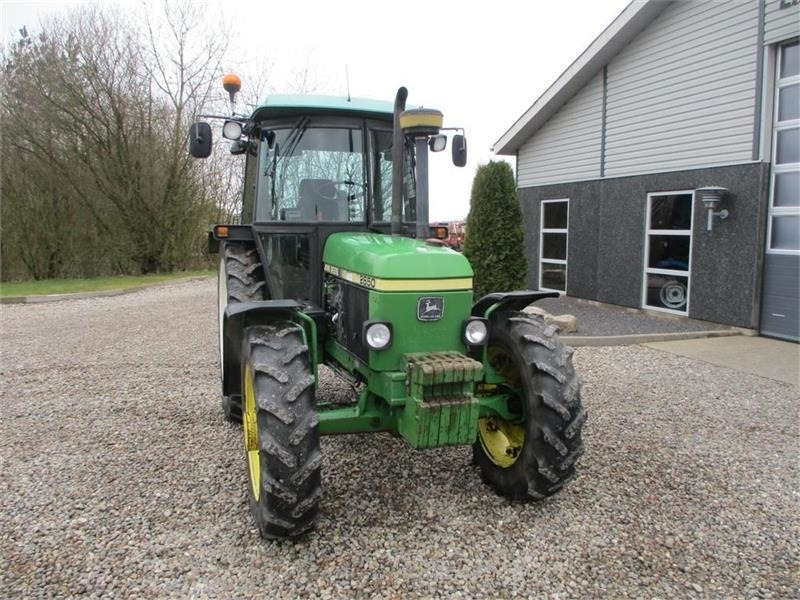 John Deere 2650 Med SGII kabine, 540 og 1000 pto omd  в лизинг John Deere 2650 Med SGII kabine, 540 og 1000 pto omd: фото 18