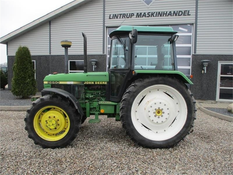 John Deere 2650 Med SGII kabine, 540 og 1000 pto omd  в лизинг John Deere 2650 Med SGII kabine, 540 og 1000 pto omd: фото 9