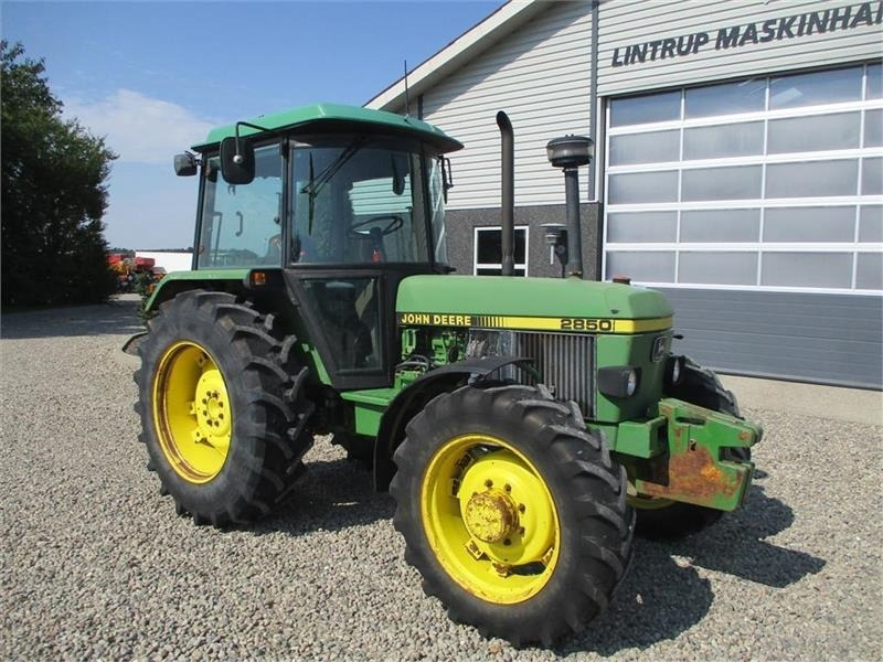 John Deere 2850 TURBO Med nye bagdæk  в лизинг John Deere 2850 TURBO Med nye bagdæk: фото 14