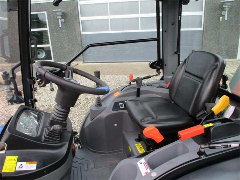 Solis 26 HST Med kabine, Turf dæk og frontlift  в лизинг Solis 26 HST Med kabine, Turf dæk og frontlift: фото 6