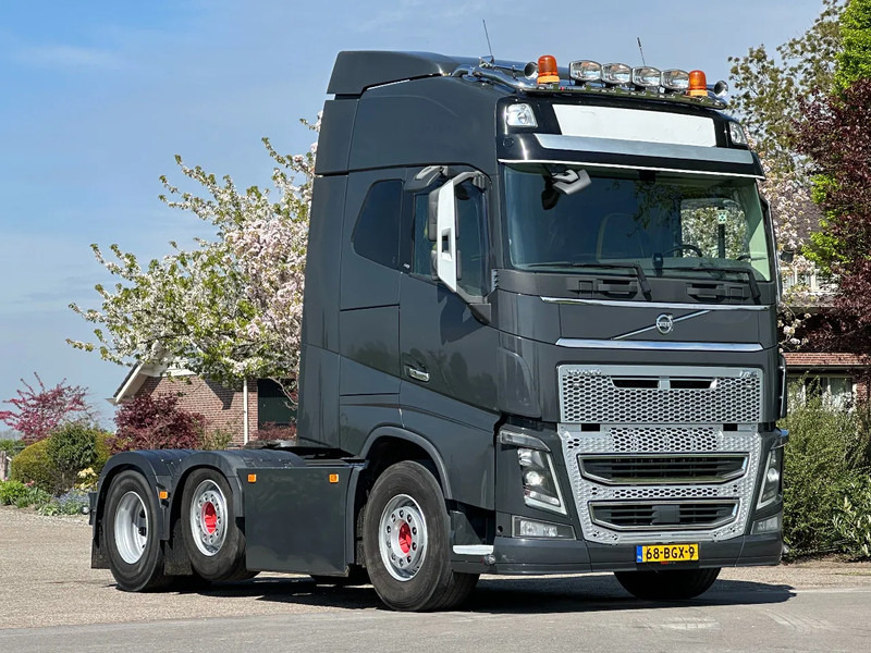 Volvo FH 16 750!!6x2!!ONLY 318TKM!! - Тягач: фото 1 Volvo FH 16 750!!6x2!!ONLY 318TKM!! - Тягач: фото 1