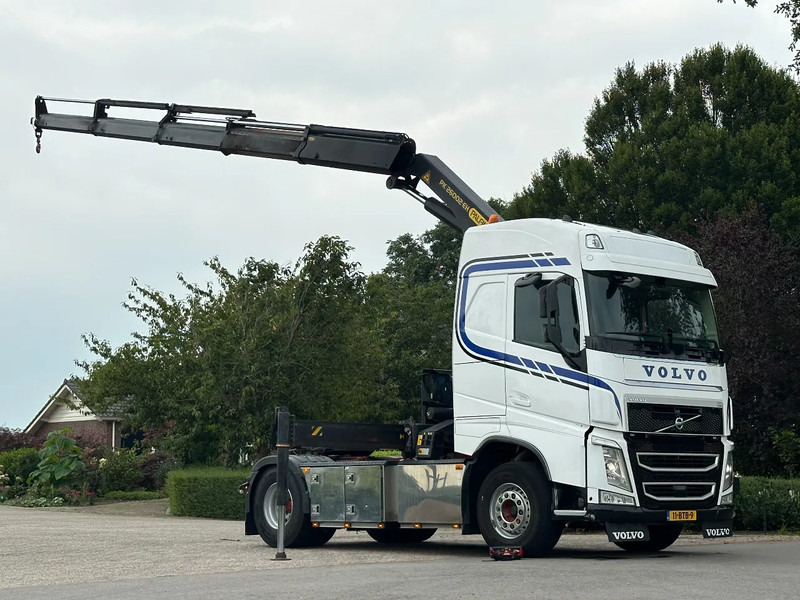 Volvo FH 460 4x2!!CRANE/KRAN/GRUE/GRUA!!PALFINGER PK26TM!!euro6!!TOP - Тягач: фото 1 Volvo FH 460 4x2!!CRANE/KRAN/GRUE/GRUA!!PALFINGER PK26TM!!euro6!!TOP - Тягач: фото 1