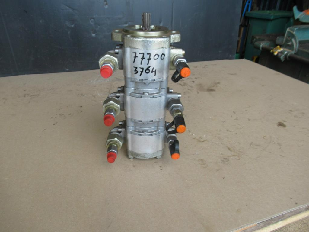 Rexroth AZPFFF-12-008/005/004RRR202020PB - - Гидравлический насос для Строительной техники: фото 1 Rexroth AZPFFF-12-008/005/004RRR202020PB - - Гидравлический насос для Строительной техники: фото 1
