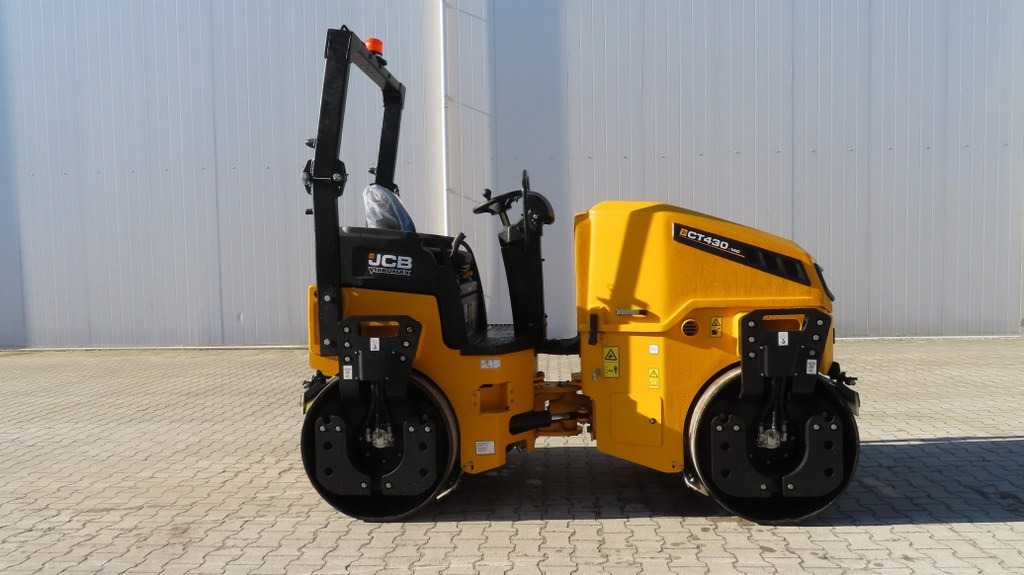 JCB CT430-140 - Дорожный каток: фото 1 JCB CT430-140 - Дорожный каток: фото 1