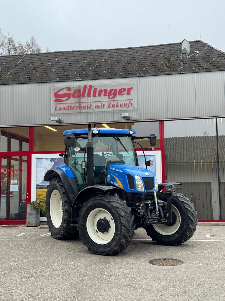 New Holland T6040 Elite - Трактор: фото 1 New Holland T6040 Elite - Трактор: фото 1