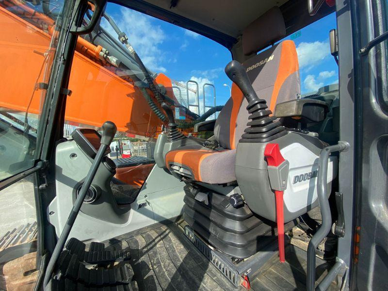 Doosan DX300LC - Гусеничный экскаватор: фото 5 Doosan DX300LC - Гусеничный экскаватор: фото 5