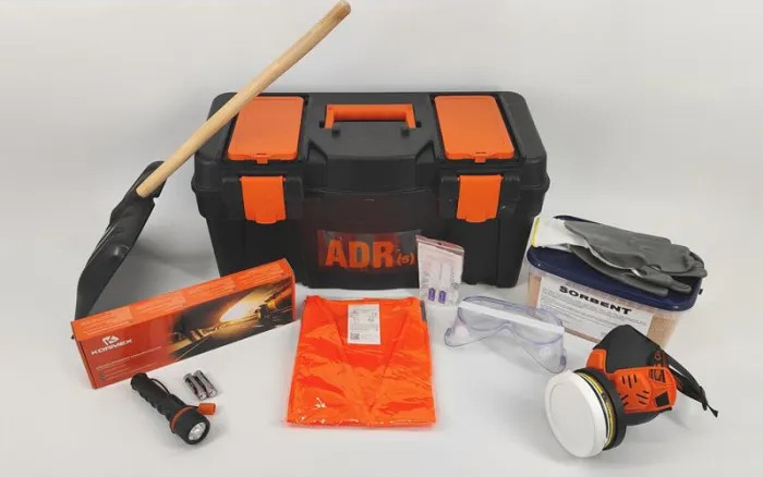 BASIC ADR CASE WITH ABSORBENT - Инструмент/ Оборудование: фото 1