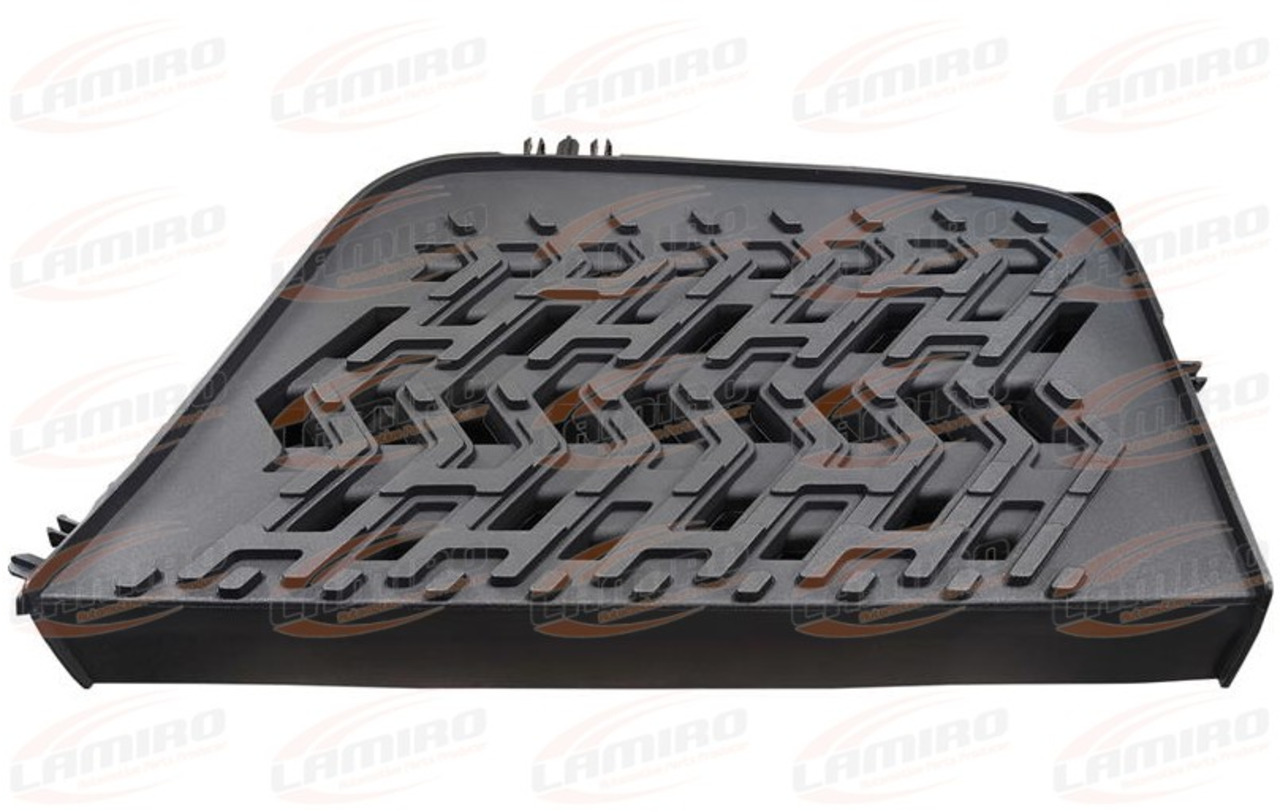 VOLVO FH5 STEP PANEL MIDDLE RIGHT - Боковая подножка для Грузовиков: фото 1