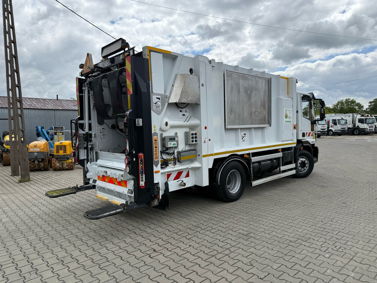 Iveco Eurocargo CNG SEMAT - Мусоровоз: фото 4 Iveco Eurocargo CNG SEMAT - Мусоровоз: фото 4