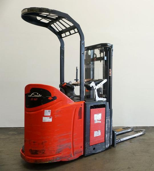 Linde D 12 SP 133 - Штабелер: фото 1 Linde D 12 SP 133 - Штабелер: фото 1