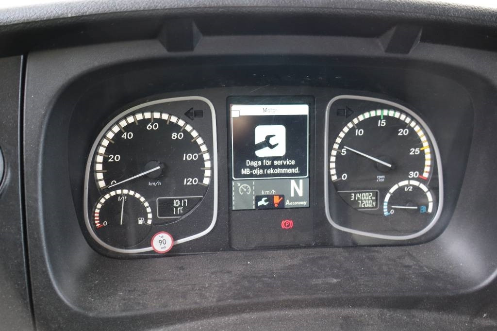 Mercedes-Benz ATEGO 1524 Serie 7240 - Грузовик с закрытым кузовом: фото 5 Mercedes-Benz ATEGO 1524 Serie 7240 - Грузовик с закрытым кузовом: фото 5
