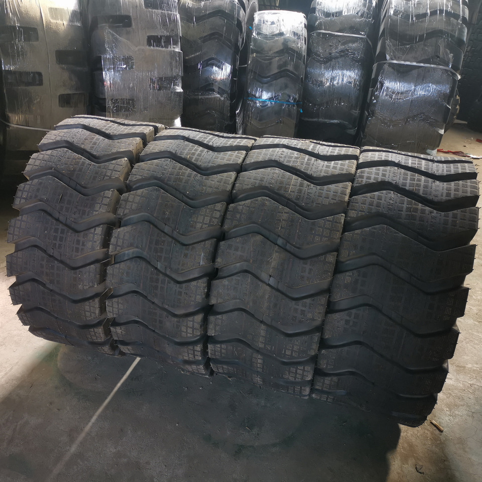 Qingdao Promising 20.5/70-16 Pneumatic Tyre Assembly for China Loader - Шина для Колёсных погрузчиков: фото 1