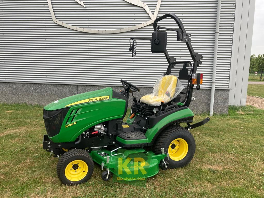 1026R John Deere  - Минитрактор: фото 1