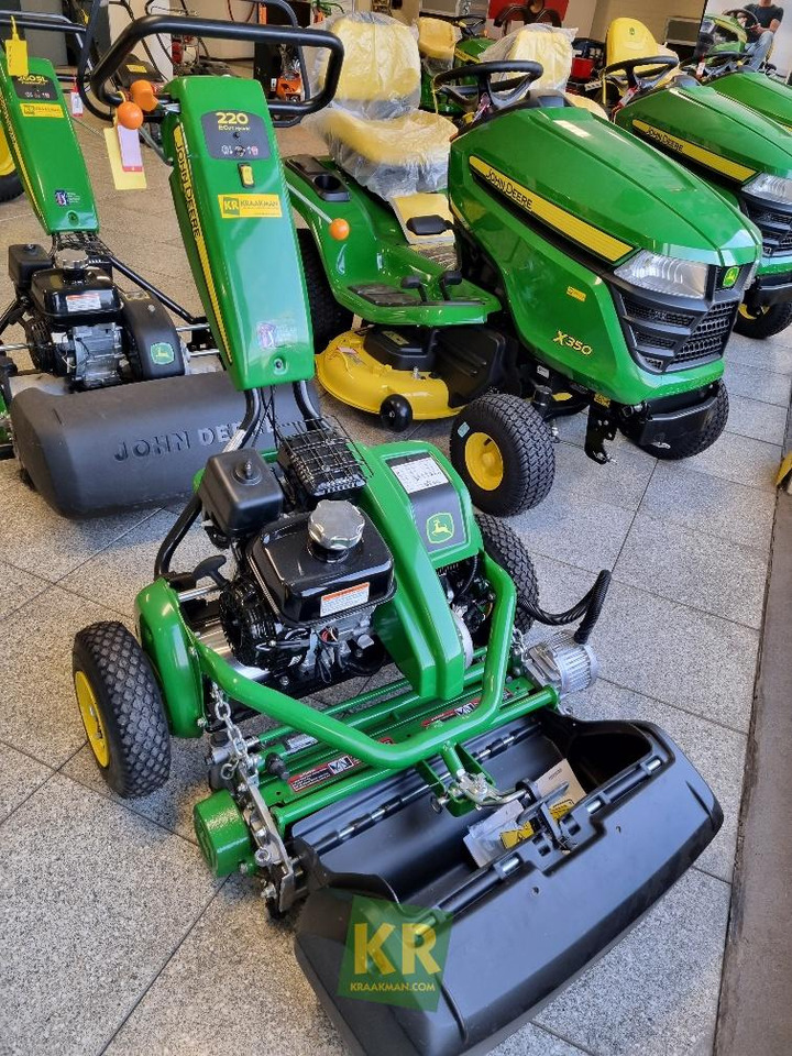 220 John Deere - Газонокосилка: фото 1 220 John Deere - Газонокосилка: фото 1