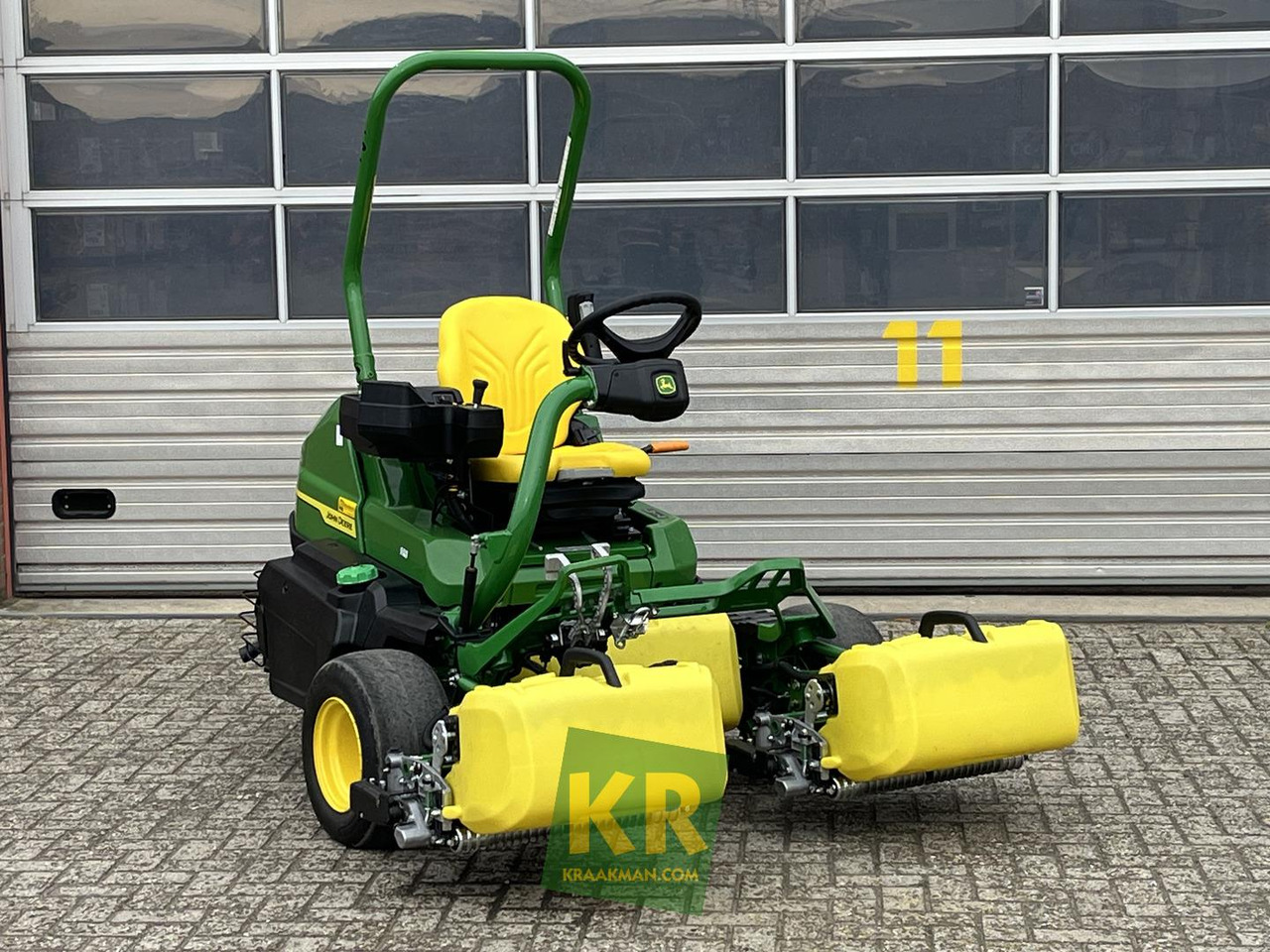 John Deere 2750 E-CUT HYBRID - Газонокосилка: фото 1 John Deere 2750 E-CUT HYBRID - Газонокосилка: фото 1