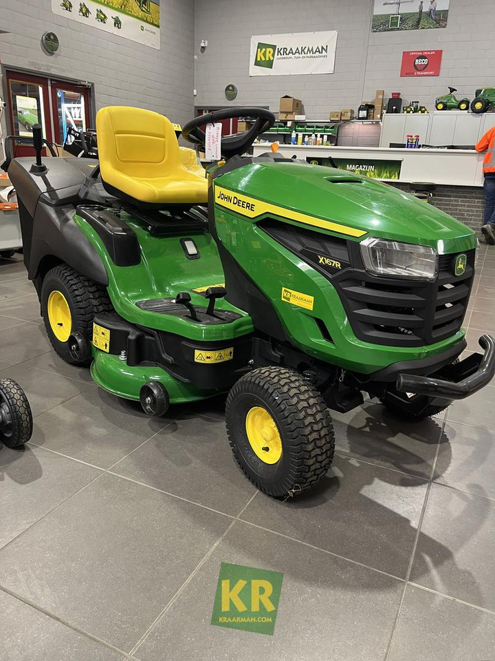 John Deere X167R - Газонокосилка: фото 1 John Deere X167R - Газонокосилка: фото 1