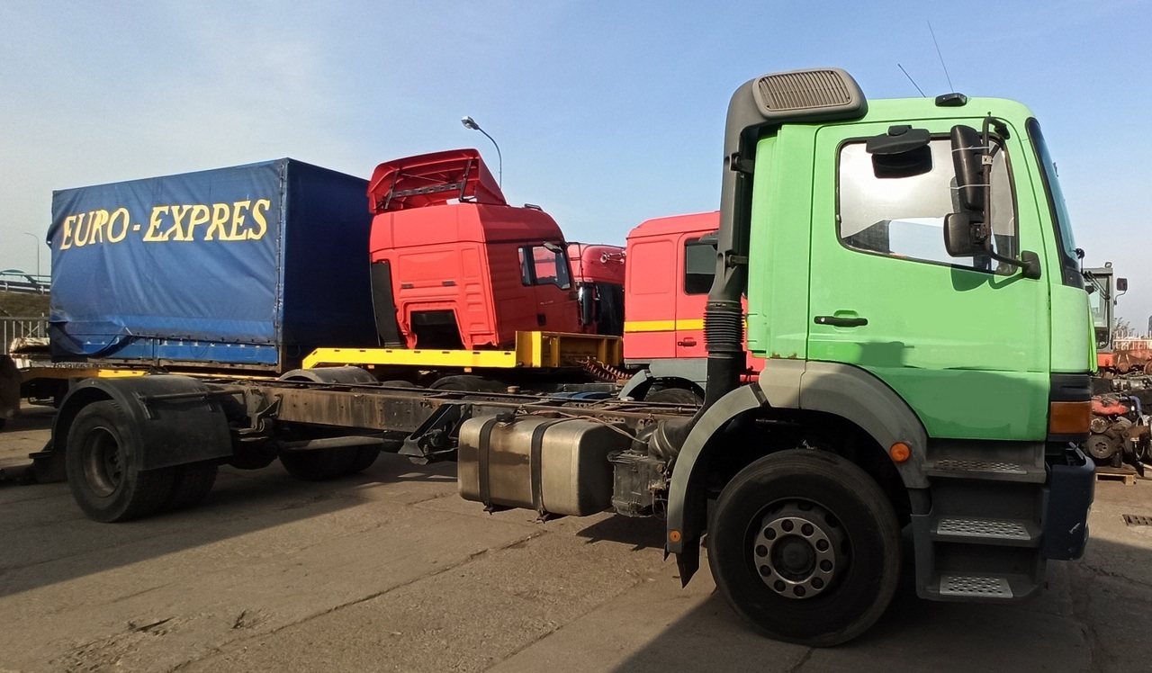 MERCEDES-BENZ ATEGO 1823 - Грузовик-шасси: фото 1 MERCEDES-BENZ ATEGO 1823 - Грузовик-шасси: фото 1