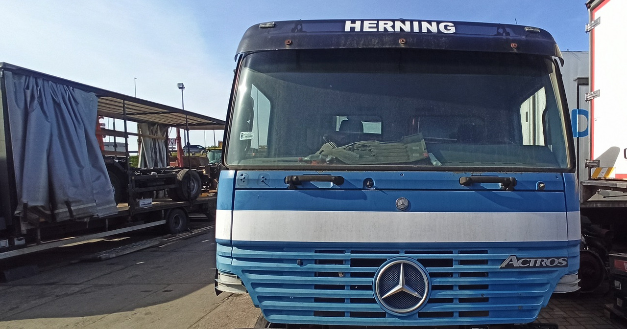 Кабина для Грузовиков MERCEDES-BENZ Actros MP1 1831 1835 1840 1843: фото 1