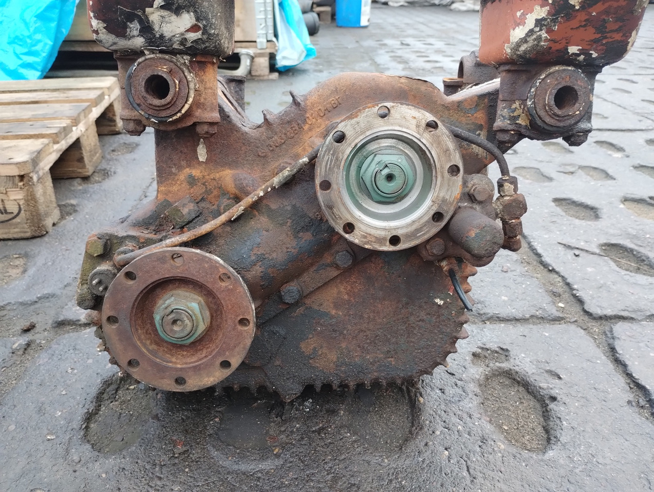 MERCEDES BENZ SKRZYNIA ROZDZILECZA REDUKTOR VG 325 4X4 1017 1217 1417 1617 - Поворотный редуктор для Грузовиков: фото 1 MERCEDES BENZ SKRZYNIA ROZDZILECZA REDUKTOR VG 325 4X4 1017 1217 1417 1617 - Поворотный редуктор для Грузовиков: фото 1