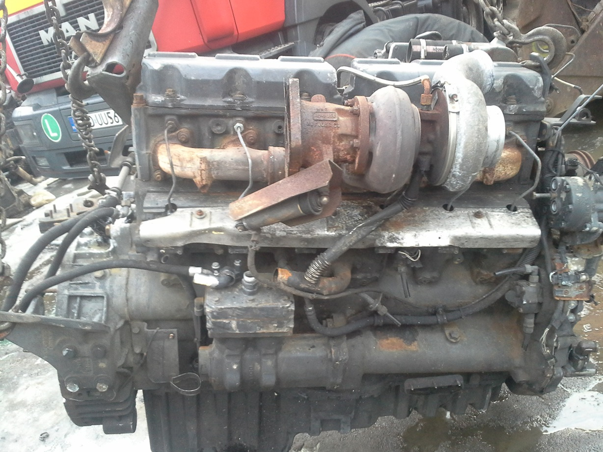 RENAULT SILNIK RENAULT MAGNUM MACK 430 - Двигатель и запчасти для Грузовиков: фото 1