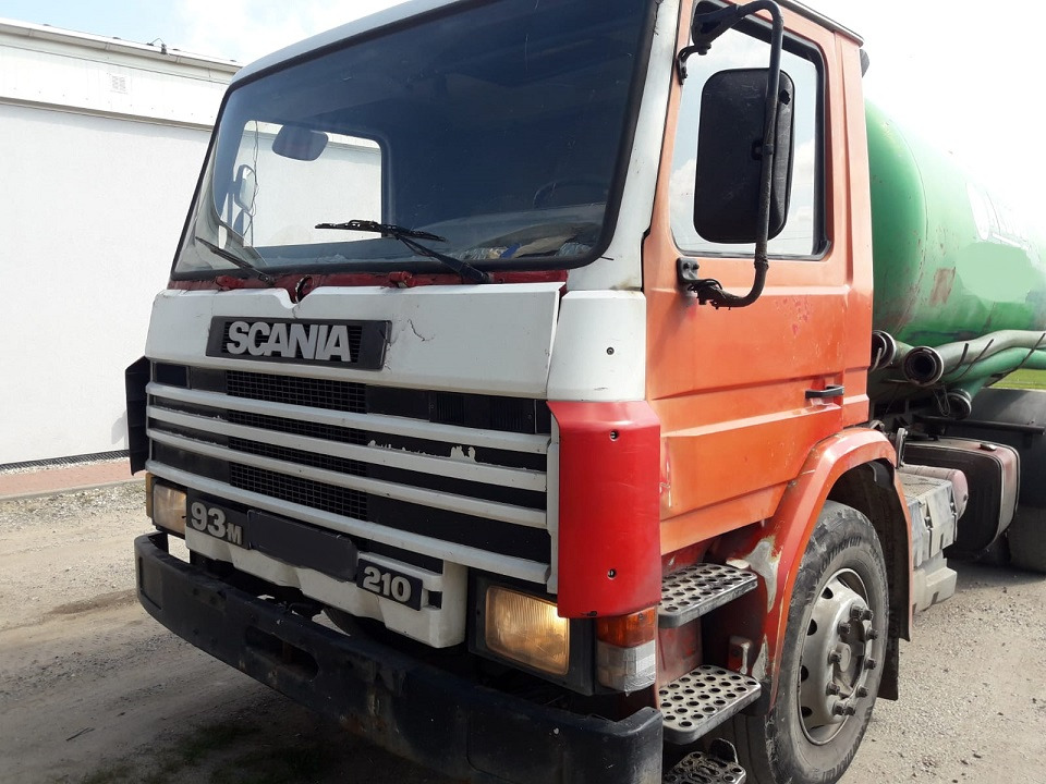 SCANIA 93 210 - Грузовик-шасси: фото 1 SCANIA 93 210 - Грузовик-шасси: фото 1