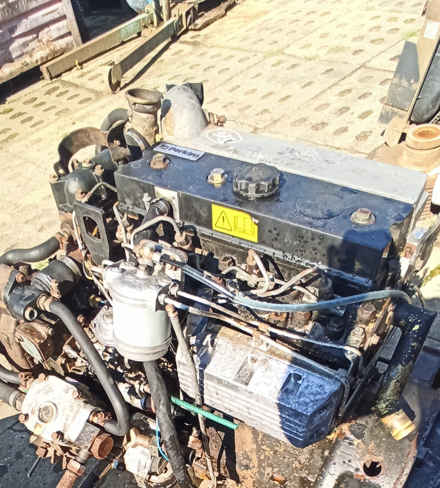 SILNIK Perkins AD 81006 - Двигатель и запчасти для Другой техники: фото 1 SILNIK Perkins AD 81006 - Двигатель и запчасти для Другой техники: фото 1