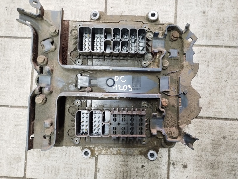 Блок управления STEROWNIK SILNIKA SCANIA 124 420 DC1203 1722829: фото 1